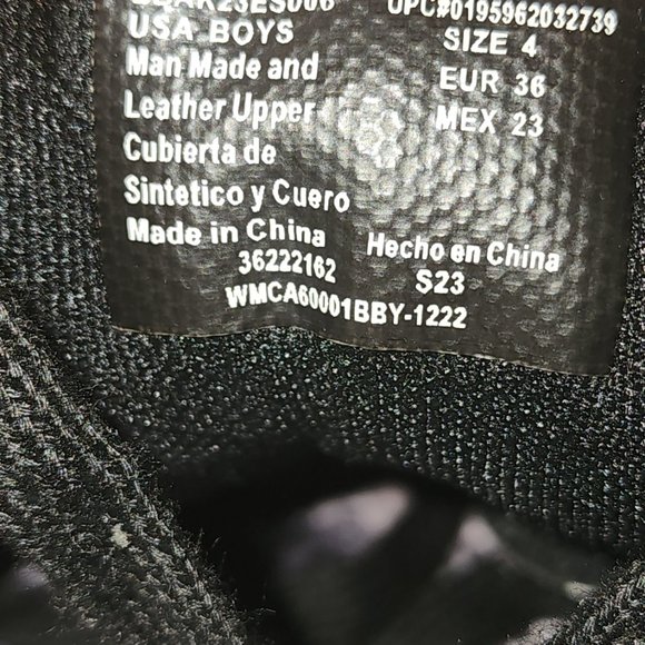 COPY - NEVER WORN Airwalk Smiley Face Black and Yellow Boys Skate Shoes 4y - Picture 3 of 9